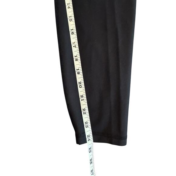 Old Navy Go-Dry Elevate Capri Leggings Black M - Picture 10 of 10